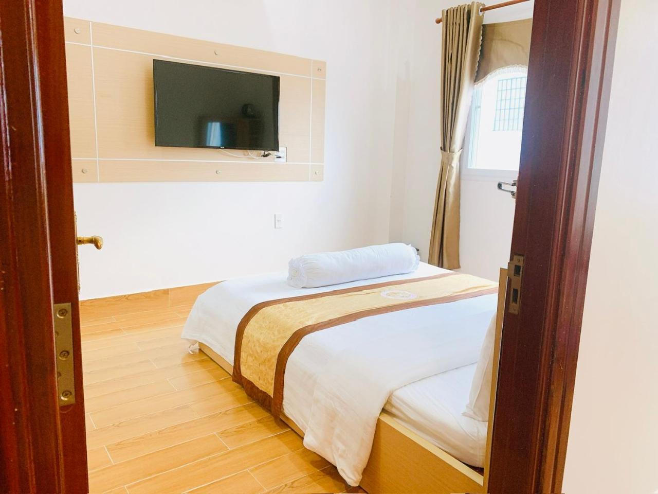 Phuc Hung Hotel Rạch Giá Exterior foto